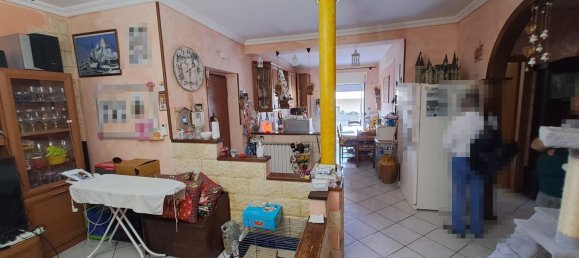 6 rooms Apartment in Aprilia, Italy No. 181045 5