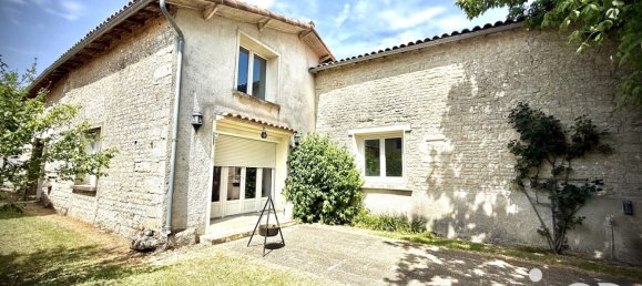 2 chambres Maison à Chef-Boutonne, France No. 321017 2