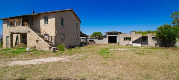 4 bedrooms House in Alba Adriatica, Italy No. 315497 18