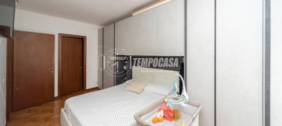 3 rooms Apartment in Perugia, Italy No. 258928 11