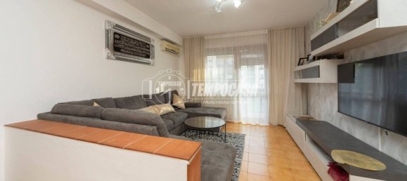 3 rooms Apartment in Perugia, Italy No. 258928 6