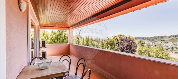 Дом с 3 спальнями в Вила Франка ди Шира, Португалия № 170798 5