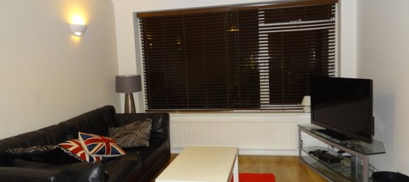 1 bedroom Apartment in Beckenham, United Kingdom No. 826 2
