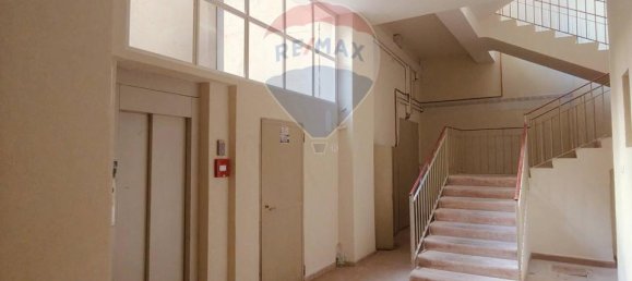 Apartamento de 4 habitaciónes en Foligno, Italy No. 127124 6