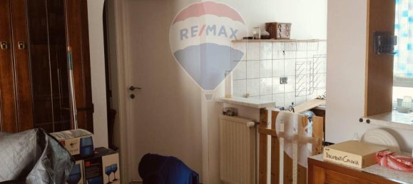 Apartamento de 4 habitaciónes en Foligno, Italy No. 127124 13