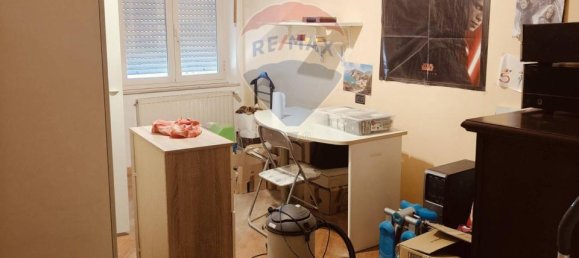 Apartamento de 4 habitaciónes en Foligno, Italy No. 127124 21