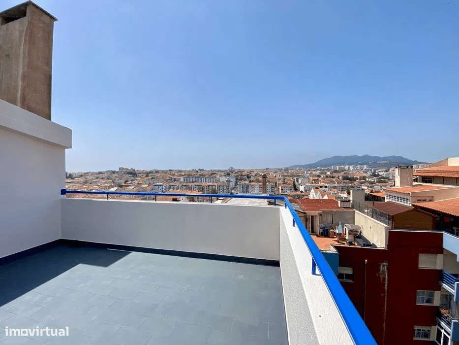 3 bedrooms Duplex in Sintra, Portugal No. 343513