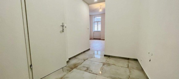 Studio in Brigittenau, Austria No. 111520 6