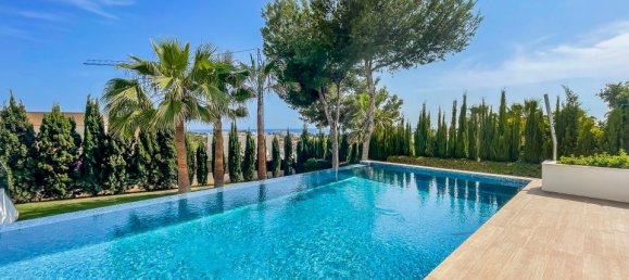 Villa T6 em Nova Santa Ponsa, Spain N.º 68698 8