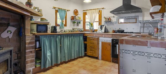 4 bedrooms House in Petra, Spain No. 156775 8