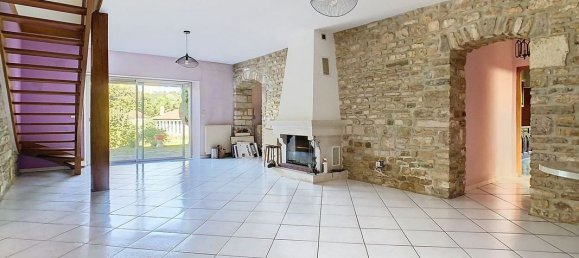 4 Schlafzimmer Haus in Chaumont, France, Nr. 253172 3