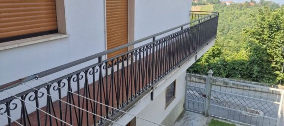 6غرفة منزل في Roddino, Italy رقم 251224 9