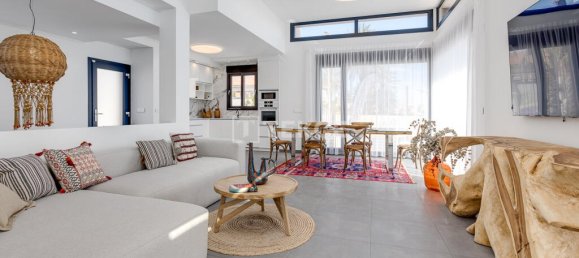 Villa de 4 dormitorios en Torrevieja, Spain No. 129300 17