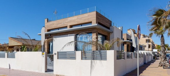 Villa de 4 dormitorios en Torrevieja, Spain No. 129300 9