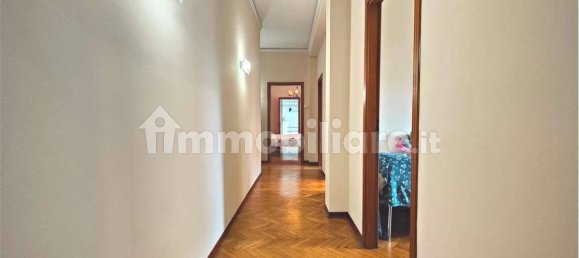 Apartamento T5 em Lucca, Italy N.º 358710 32