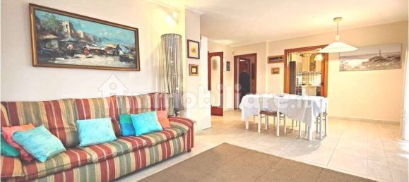 Apartamento T5 em Lucca, Italy N.º 358710 6