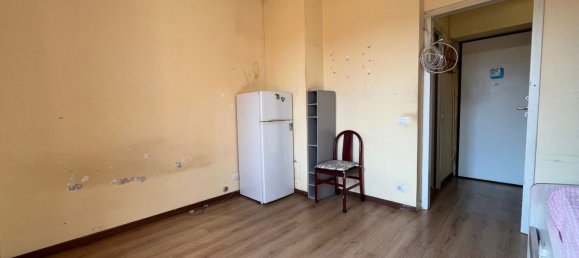 Studio in Milan, Italy, Nr. 263924 8