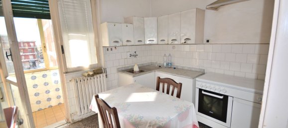 6 rooms Apartment in Vibo Valentia, Italy No. 90395 7