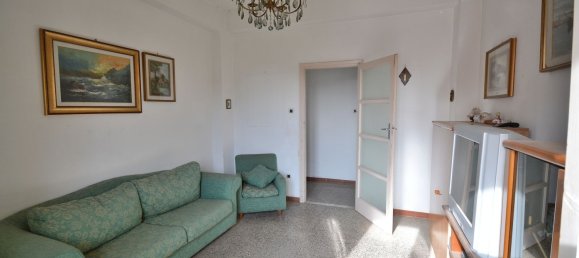 6 rooms Apartment in Vibo Valentia, Italy No. 90395 12