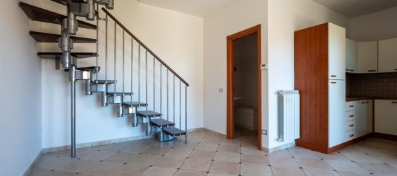 2-Zimmer Doppelhaus in San Cesareo, Italy, Nr. 223102 17