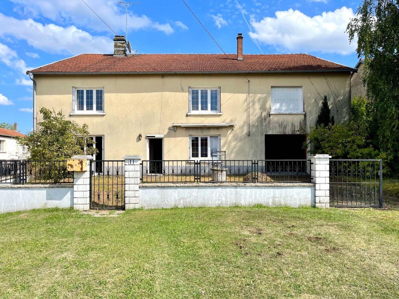 4 bedrooms House in Serqueux, France No. 233550