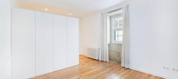 Дом с 5 спальнями в Порту, Португалия № 120133 22