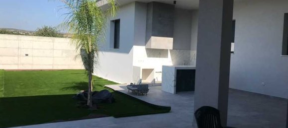 4 Schlafzimmer Haus in Kato Polemidia, Cyprus, Nr. 10852 8