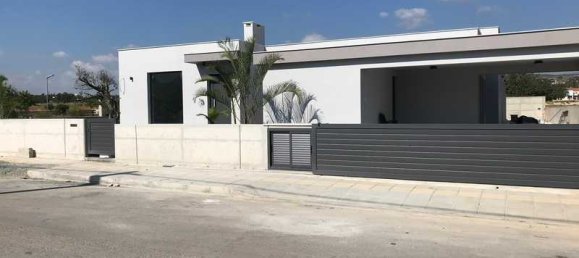 4 Schlafzimmer Haus in Kato Polemidia, Cyprus, Nr. 10852 4