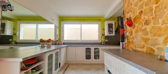 4 Schlafzimmer Haus in Saint-Laurent-de-la-Pree, France, Nr. 290438 8