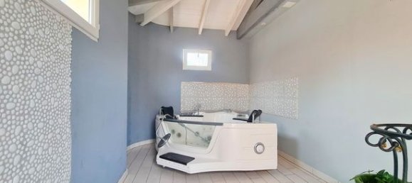 4 Schlafzimmer Haus in Saint-Laurent-de-la-Pree, France, Nr. 290438 19