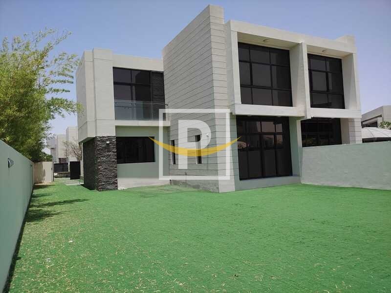 4 bedrooms Villa in Dubai, UAE No. 8607