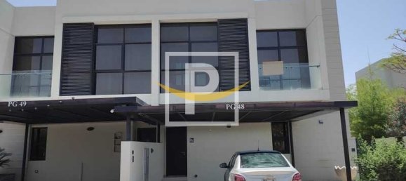 4 bedrooms Villa in Dubai, UAE No. 8607 30