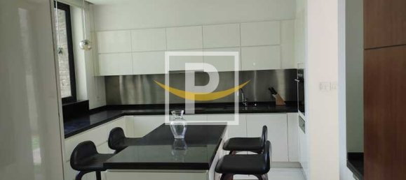 4 bedrooms Villa in Dubai, UAE No. 8607 3