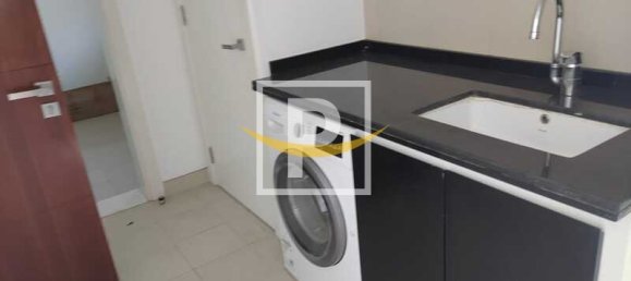 4 bedrooms Villa in Dubai, UAE No. 8607 11