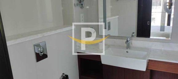 4 bedrooms Villa in Dubai, UAE No. 8607 14