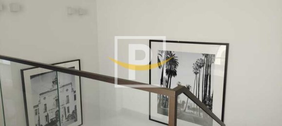 4 bedrooms Villa in Dubai, UAE No. 8607 15