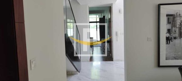 4 bedrooms Villa in Dubai, UAE No. 8607 2