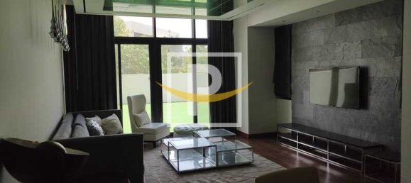 4 bedrooms Villa in Dubai, UAE No. 8607 22