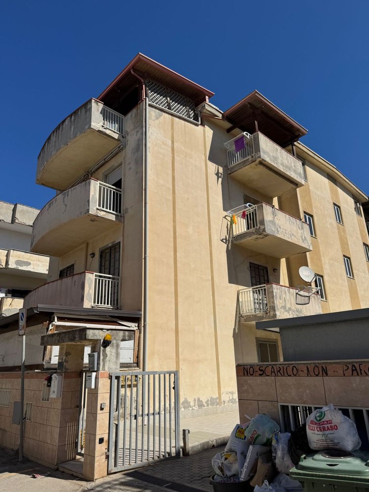 2 bedrooms Apartment in Mondragone, Italy No. 375895