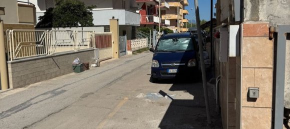 2 bedrooms Apartment in Mondragone, Italy No. 375895 4