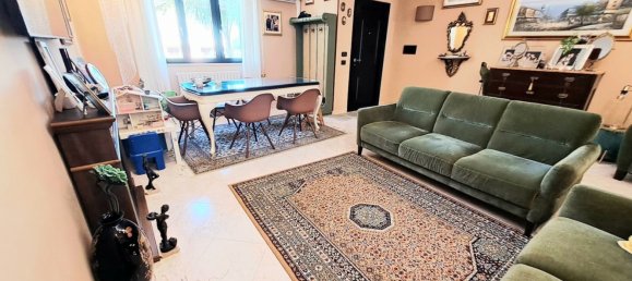 8 Schlafzimmer Villa in Surbo, Italy, Nr. 337425 2