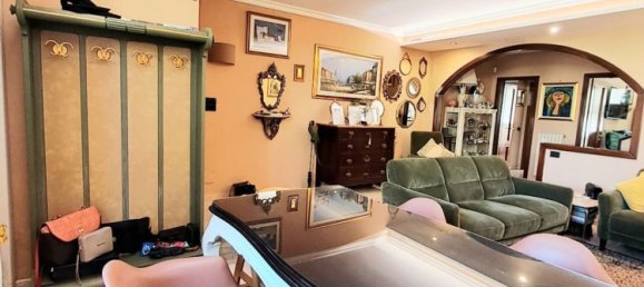 8 Schlafzimmer Villa in Surbo, Italy, Nr. 337425 3