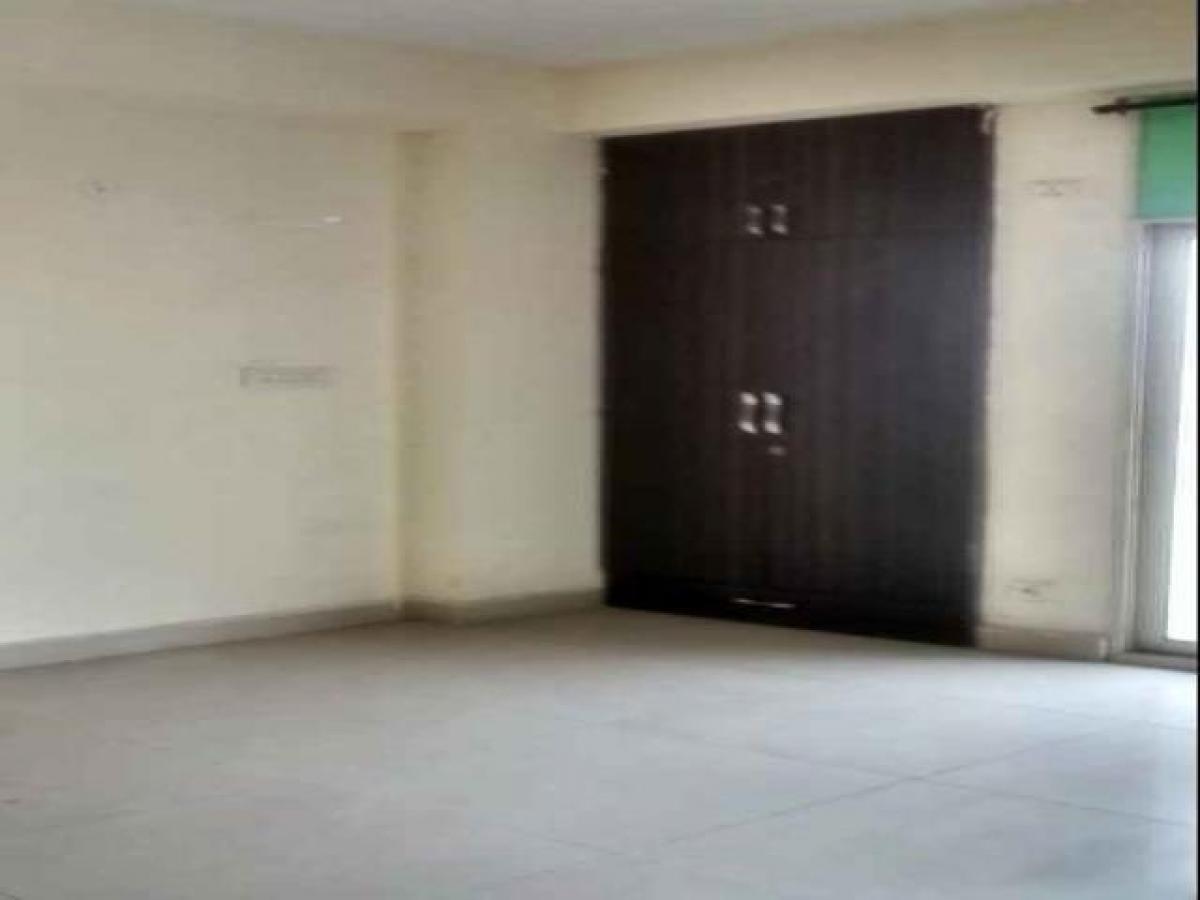 3 bedrooms House in Ghaziabad, India No. 54913