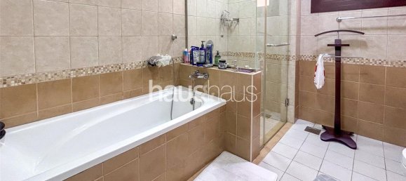 4 chambres Maison de ville à Mudon, UAE No. 99223 28