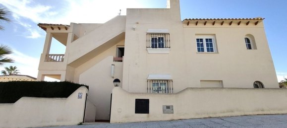 2 bedrooms Penthouse in Alicante, Spain No. 153286 4