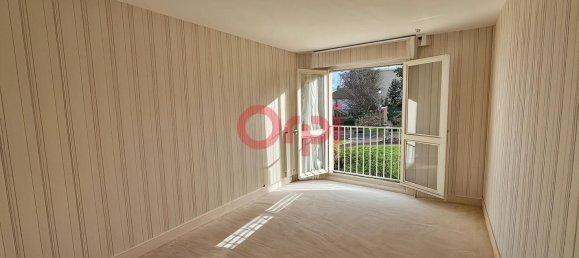 4 bedrooms Apartment in Chambourcy, France No. 163851 6