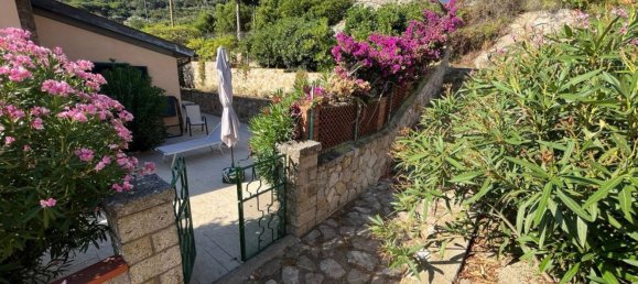 4 rooms Villa in Isola del Giglio, Italy No. 279068 3
