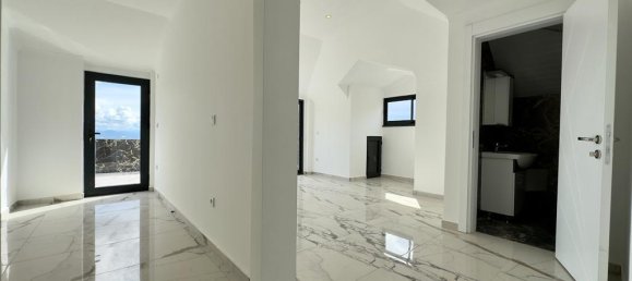 Villa 3+2 in Tepe, Turkey No. 15657 5