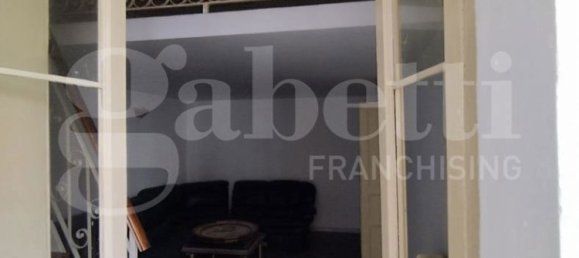 3 bedrooms Apartment in Taranto, Italy No. 294742 8