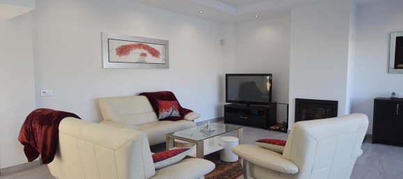 Villa de 4 dormitorios en Cabo Roig, Spain No. 505 5